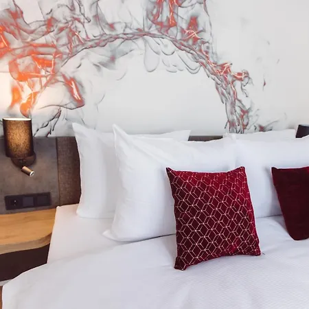 Libertas Elements Pure 4*