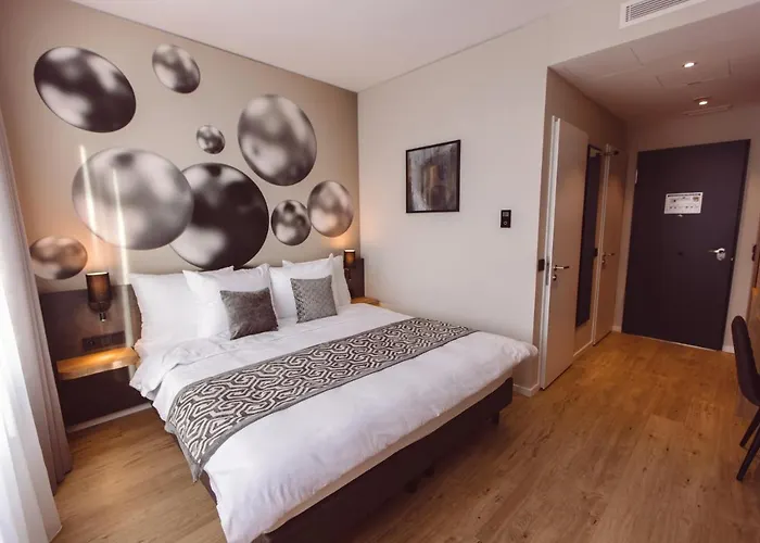 Libertas Elements Pure Otel