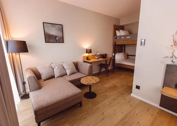 Libertas Elements Pure 4*